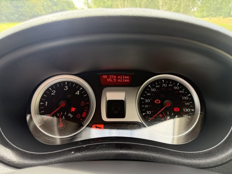 RENAULT CLIO 1.5 dCi Dynamique 2010