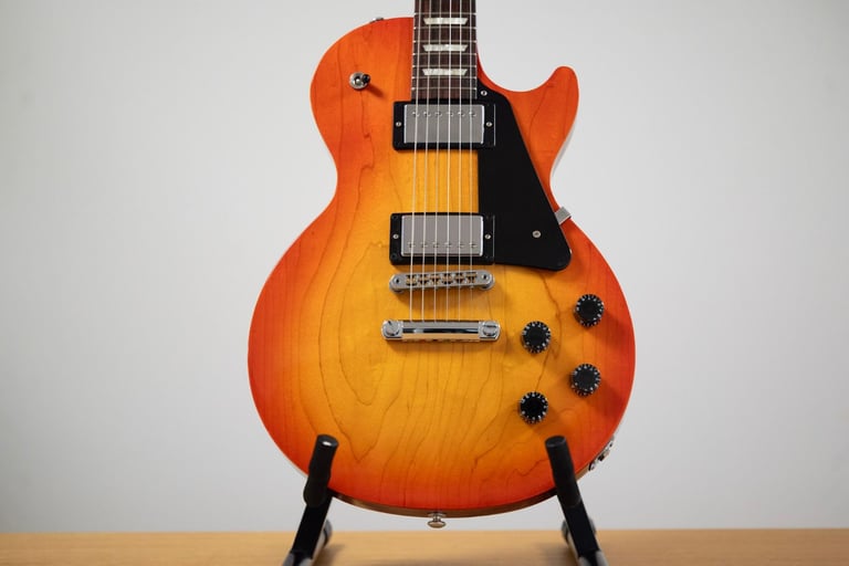 2020 Gibson USA Les Paul Studio in Tangerine Burst.