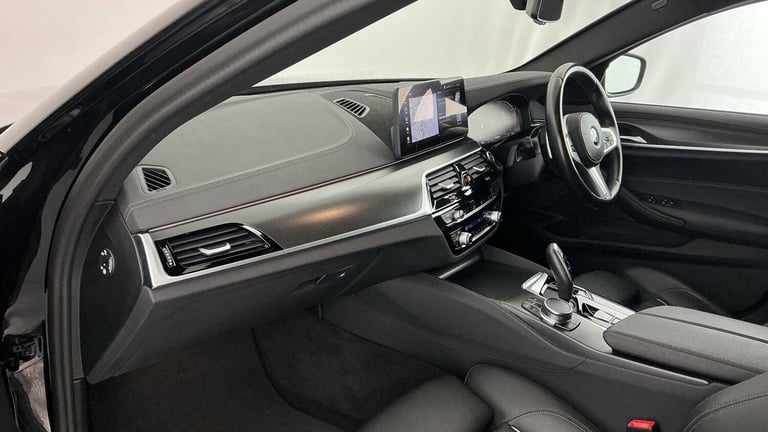2023 BMW 5 Series 520d MHT M Sport 4dr Step Auto SALOON DIESEL Automatic