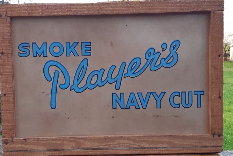 PLAYERS NAVY CUT PACKING CRATE