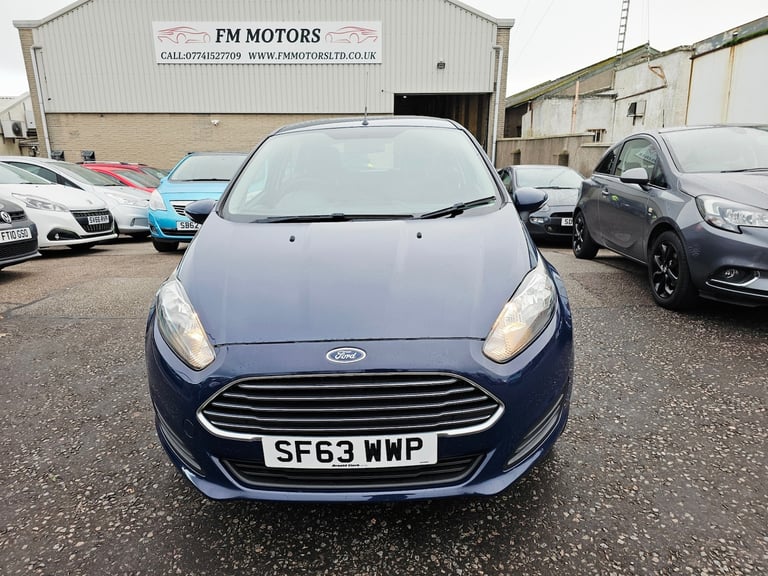 2013 Ford Fiesta 1.25 Style 5dr HATCHBACK Petrol Manual
