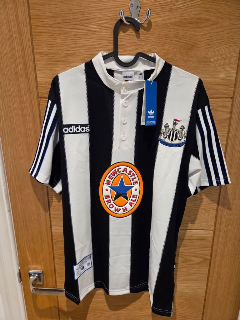image for Newcastle United adidas Retro 1995-97 Home Football Shirt New
