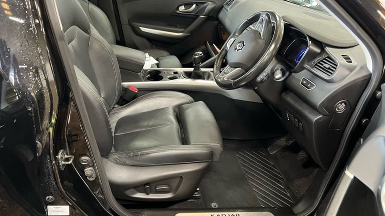 2019 Renault Kadjar 1.3 TCe GT Line SUV 5dr Petrol Manual Euro 6 (s/s) (140 ps) HATCHBACK Petrol ...