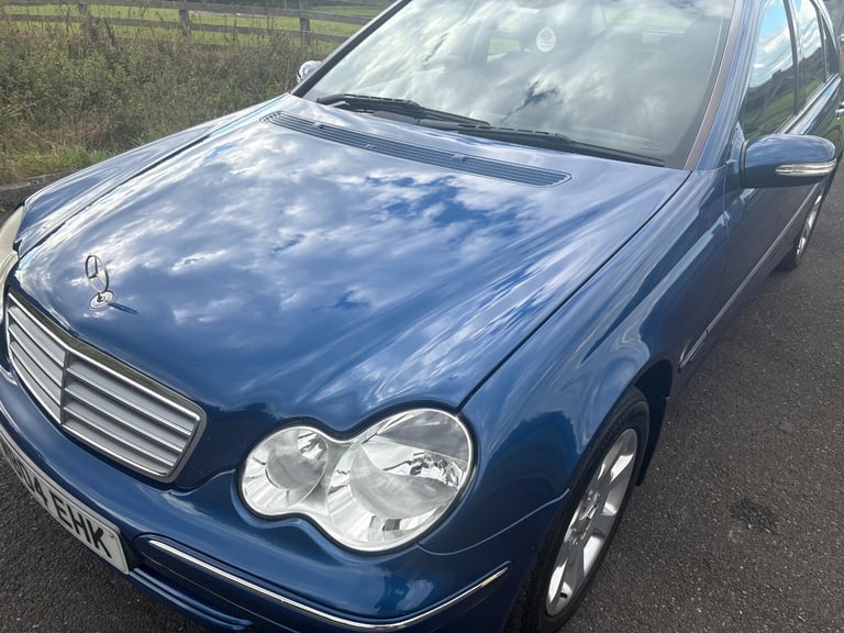 2004 Mercedes-Benz C-Class C200K Elegance SE 4dr Auto SALOON Petrol Automatic