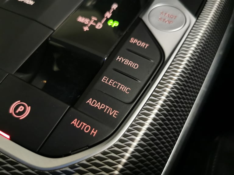 2020 BMW 3 Series 2.0 330e 12kWh M Sport Saloon 4dr Petrol Plug-in Hybrid Auto Euro 6 (s/s) ( Sal...
