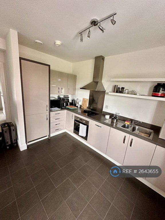2 bedroom flat in Scampston Drive, East Ardsley, Wakefield, WF3 (2 bed) (#2643655)