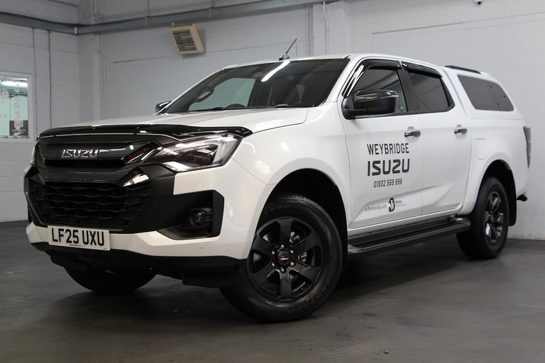 2025 Isuzu D-Max TD V-Cross Double Cab 4x4 [205] (BIG SPEC, FREE MAINLAND UK DELIVERY !!) Pick Up...