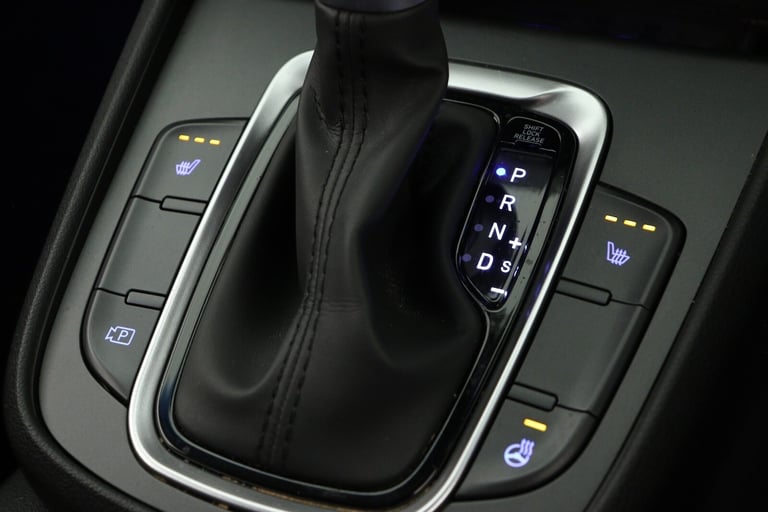 2022 Hyundai KONA 1.6 GDi Hybrid Premium 5dr DCT Hatchback Hybrid Automatic