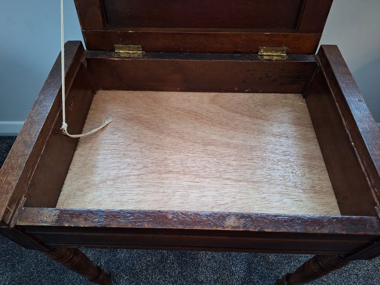 Piano Stool with Storage