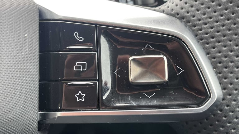 2025 MG MG HS 1.5 T-GDI SE 5dr Hatchback Petrol Manual