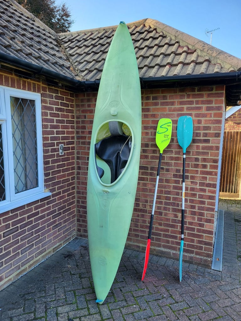 image for Dagger AQ2 Kayak and Paddle