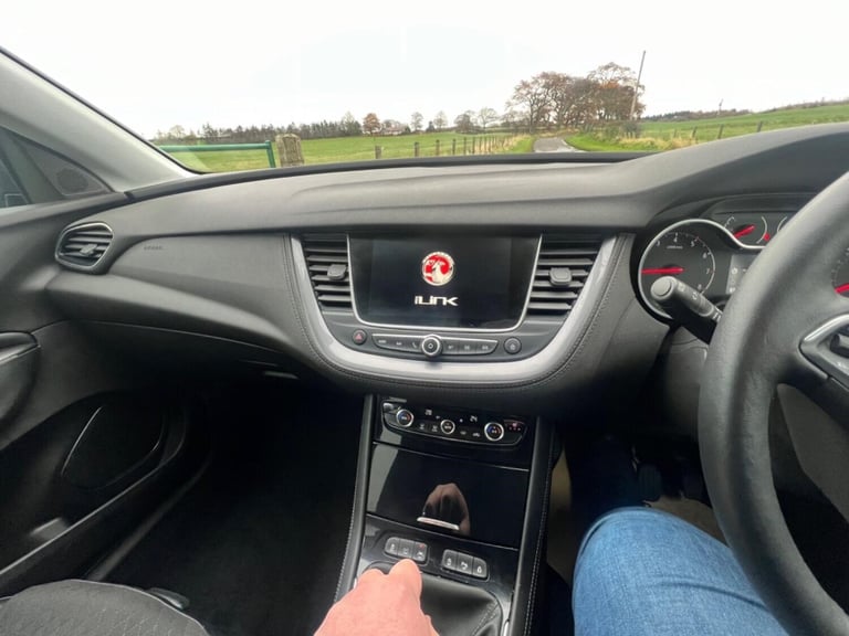 VAUXHALL GRANDLAND X 1.5 Turbo D SRi Nav 2020