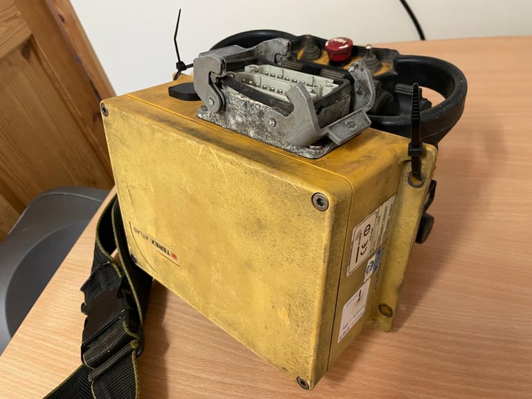 TEREX / ATLAS CRANE REMOTE / RECEIVER AT-6.1L