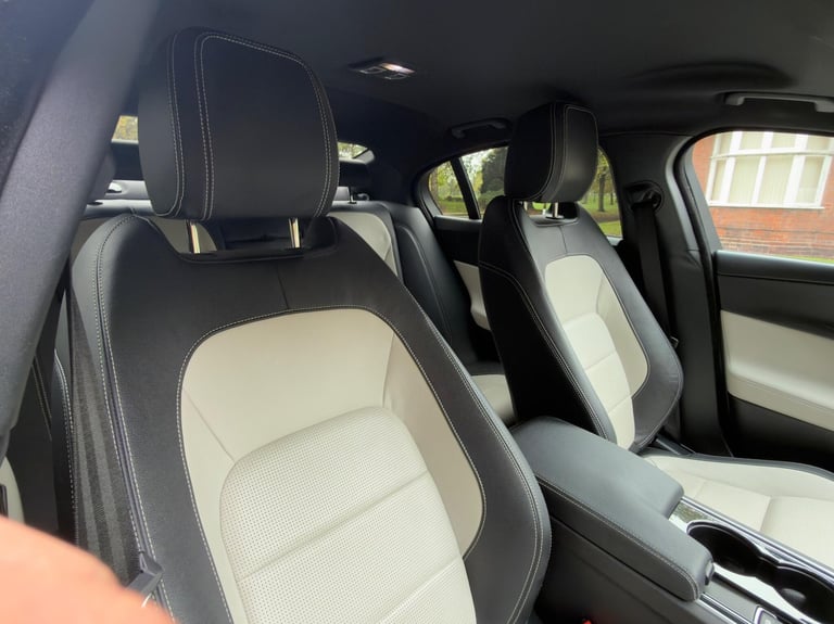 2016 Jaguar XE 2.0d R-Sport Auto Euro 6 (s/s) 4dr SALOON Diesel Automatic