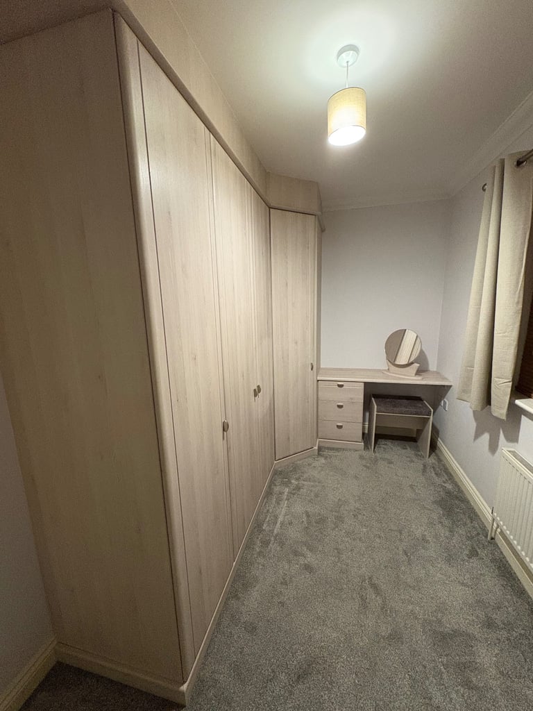 Large good quality built in wardrobe and desk