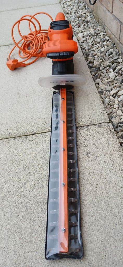 Black and Decker Hedge Trimmer 