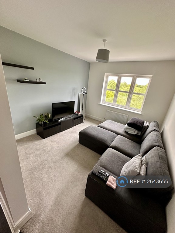 2 bedroom flat in Scampston Drive, East Ardsley, Wakefield, WF3 (2 bed) (#2643655)