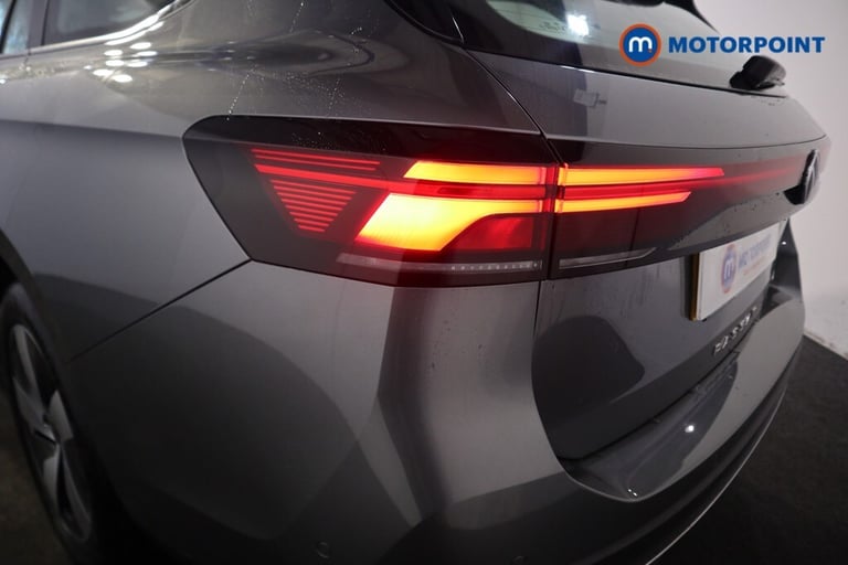 2025 Volkswagen Passat 1.5 TSI eHybrid Life 5dr DSG ESTATE PETROL/ELECTRIC Automatic