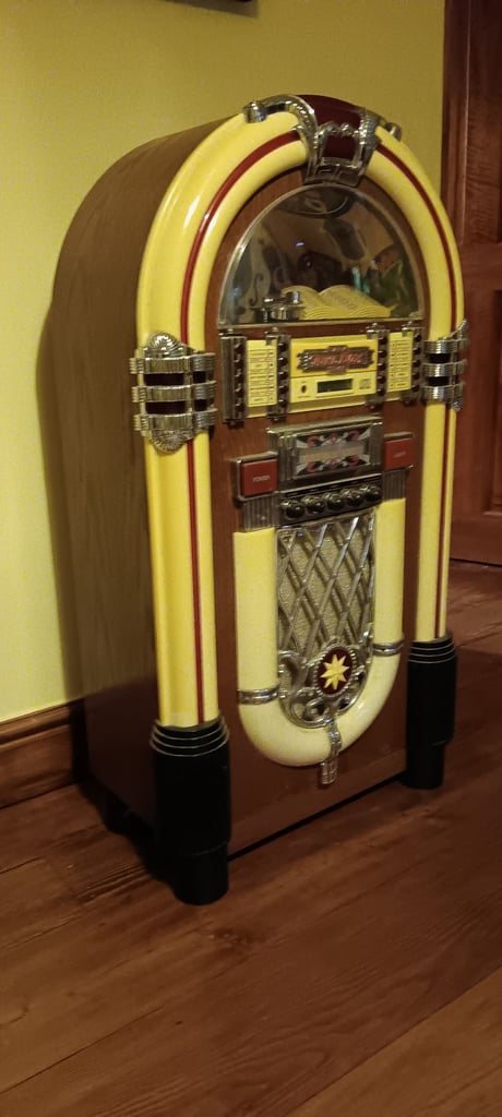 image for Steepletone Juke Box