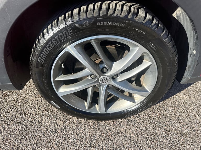 2021 MG MG HS 1.5 T-GDI 16.6 kWh Exclusive Auto Euro 6 (s/s) 5dr ESTATE Petrol/Electric Hybrid Au...