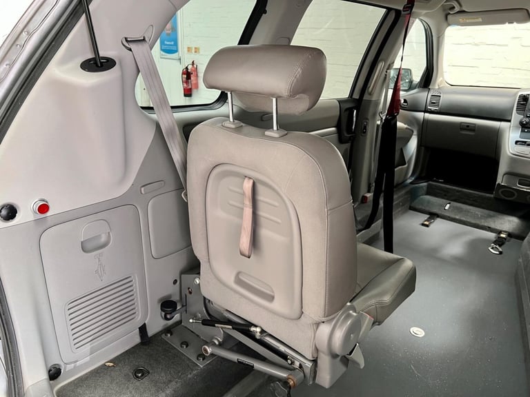 2010 Kia Sedona 2.2 CRDi 3 5dr MPV Diesel Manual