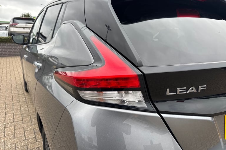 2022 Nissan Leaf 110kW N-Connecta 39kWh 5dr Auto Hatchback Electric Automatic