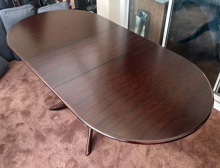 Stag Extendable Dining Table & 6 Chairs – Classic Vintage Set