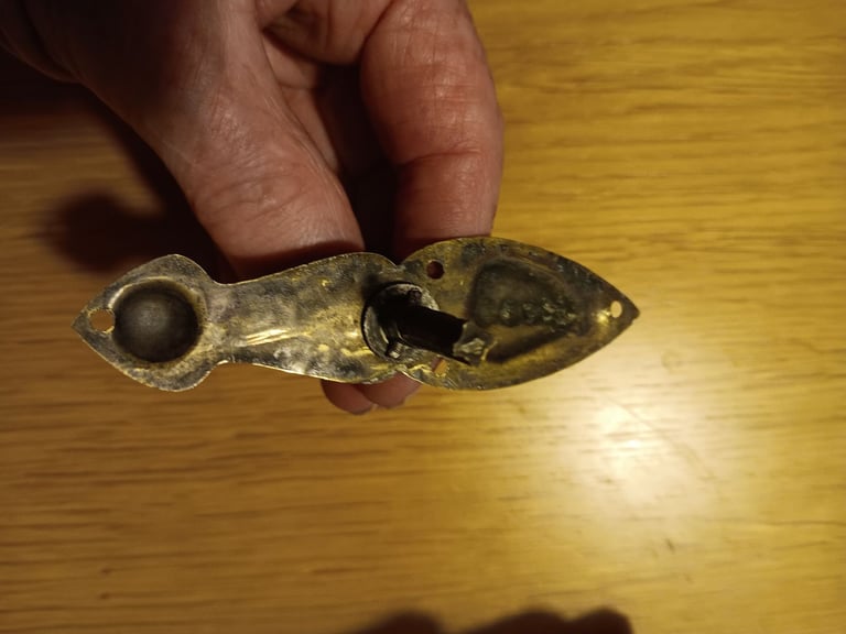 Art Nouveau brass cupboard handle