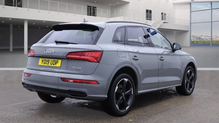 2019 Audi Q5 2.0 TDI 40 Black Edition SUV 5dr Diesel S Tronic quattro Euro 6 (s/s) (190  ESTATE D...