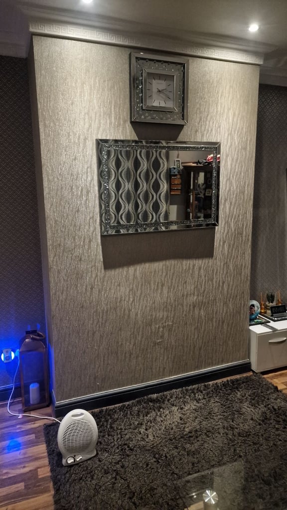 Wanted wall paper stripping