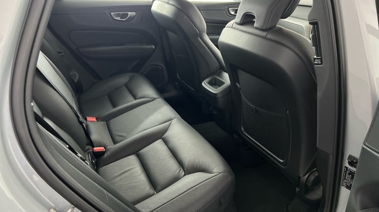 2023 Volvo XC60 Core, B5 AWD Mild hybrid, Petrol Estate Petrol Automatic