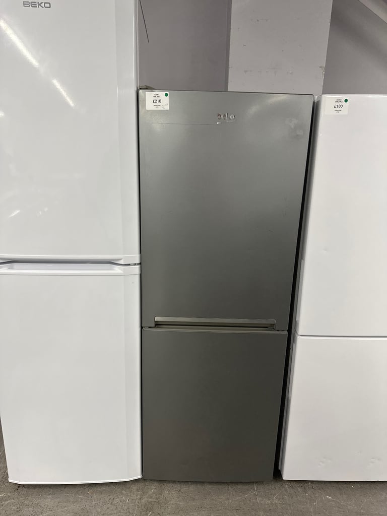 image for ☎️SALE NOW ON☎️SILVER BEKO FRIDGE FREEZER WITH WARRANTY 
