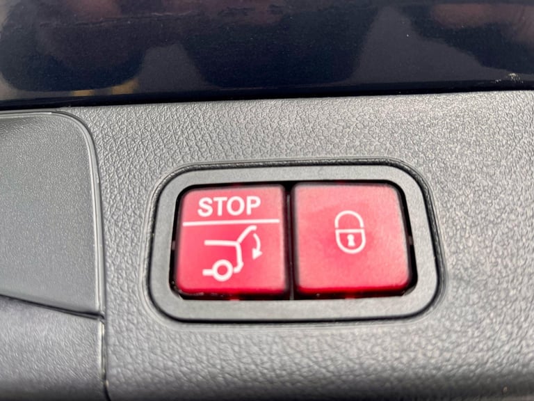 2019 Mercedes-Benz B Class 1.3 B180 AMG Line (Premium Plus) 7G-DCT Euro 6 (s/s) 5dr MPV Petrol Au...