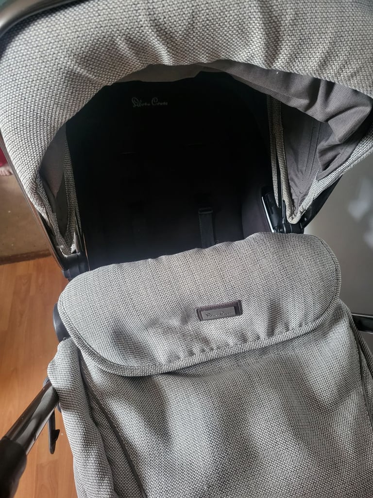 image for Silver Cross Pram