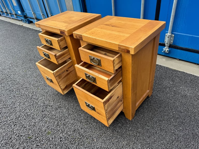 Rustic solid oak bedside cabinets possible Delivery 50 cm x 40 and 70 high