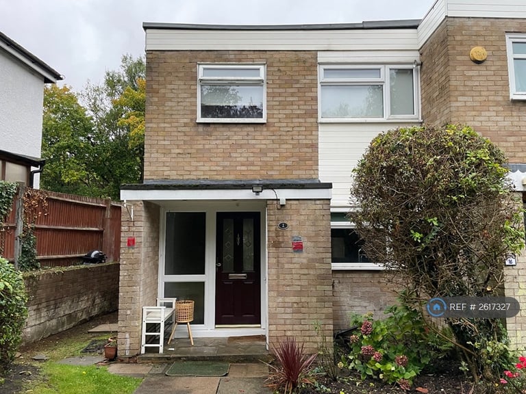 image for 2 bedroom house in Clare Court, Northwood, HA6 (2 bed) (#2617327)