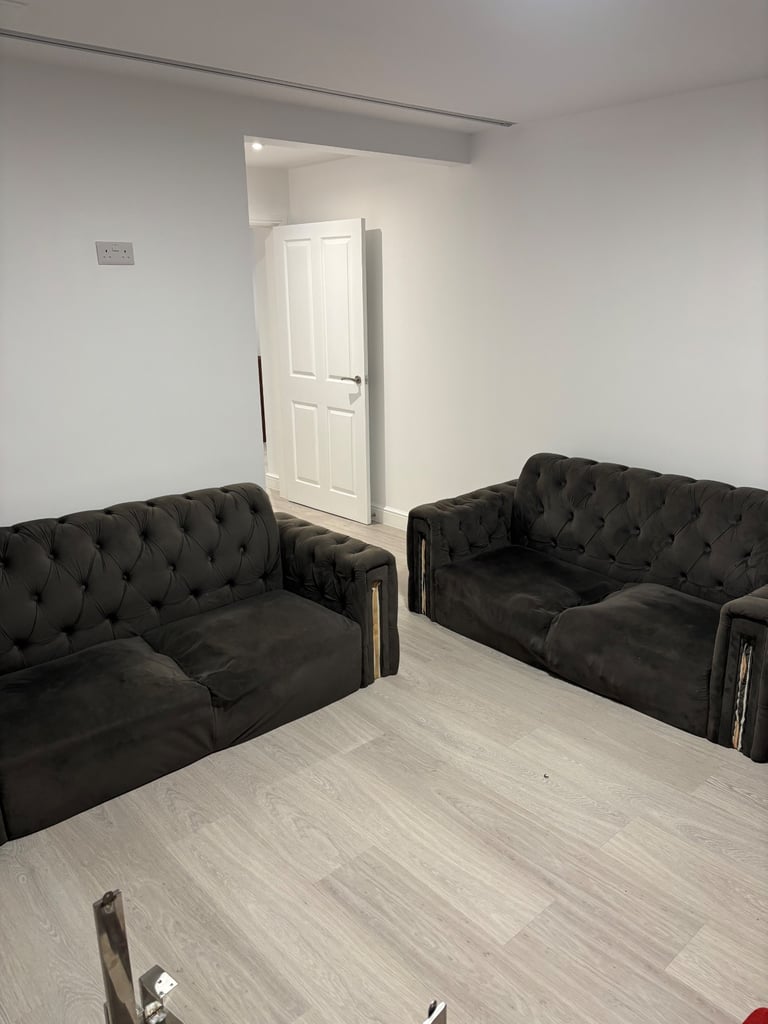 2X GREY CHESTERFIELD SOFAS, CAN DELIVER