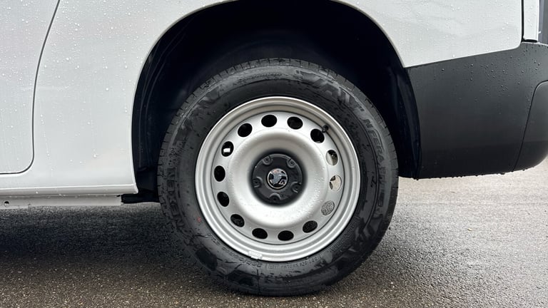 2024 Vauxhall Combo 1.5 Turbo D 2300 Prime XL Panel Van 6dr Diesel Manual LWB Euro 6 (s/s) (100 P...