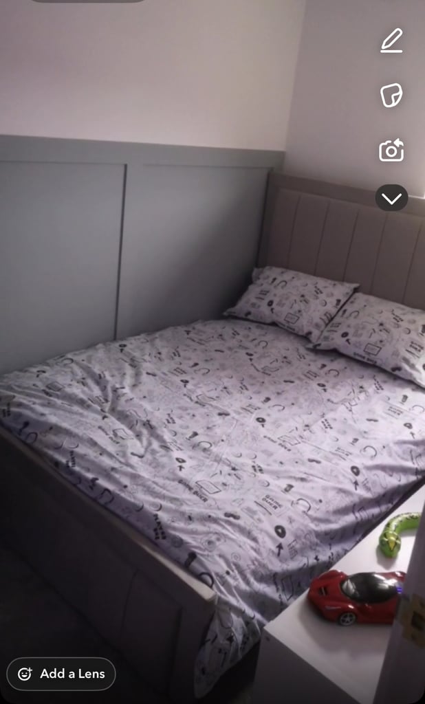 image for Double bed 