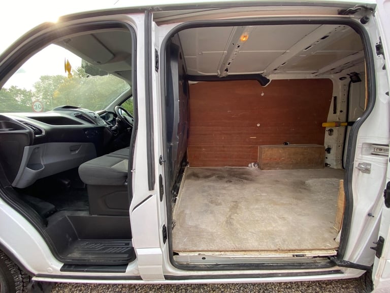 2017 Ford Transit Custom 2.0 TDCi 270 L1 H1 5dr PANEL VAN Diesel Manual