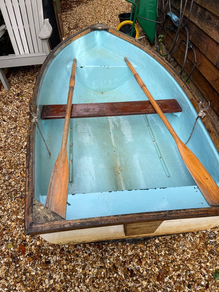 8ft Rowing Boat