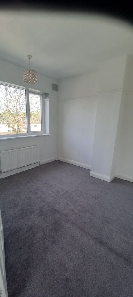 **LET BY**2 BEDROOM HOUSE**JOANHURST CRESCENT**NO DEPOSIT**DSS ACCEPTED