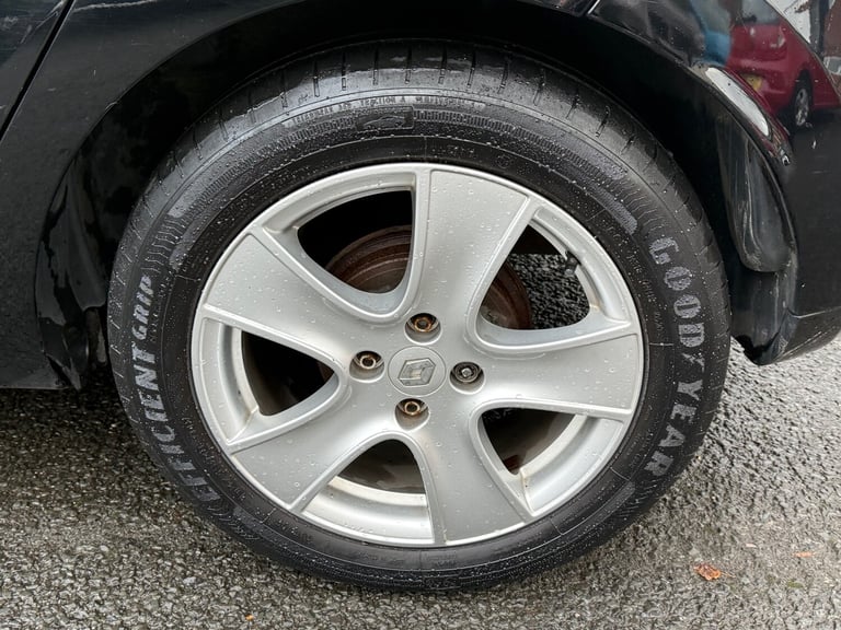 2014 Renault Clio 1.2 16V Dynamique MediaNav 5dr HATCHBACK Petrol Manual