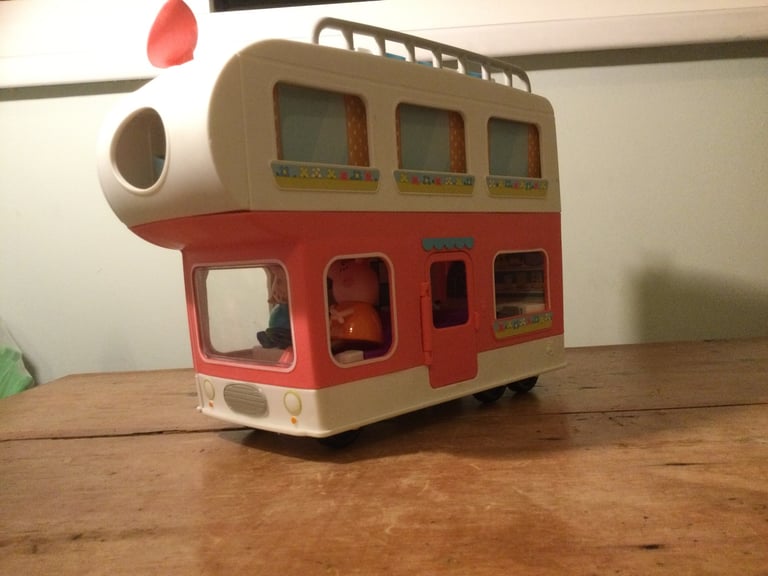 Peppa Pig Camper van