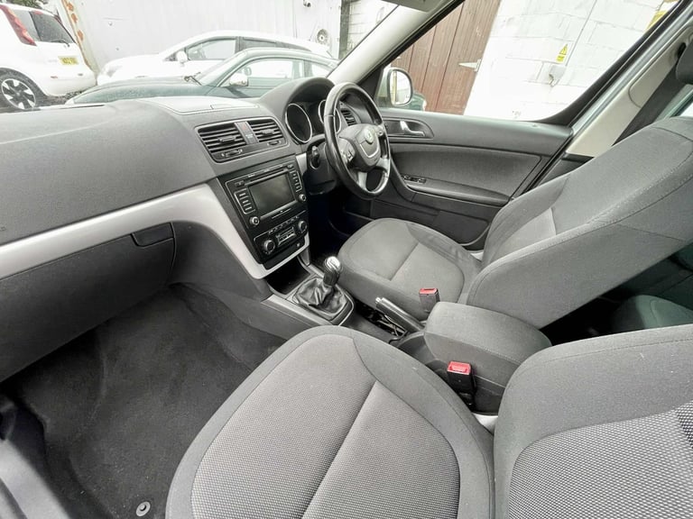 2010 Skoda Yeti 2.0 TDI CR SE 5dr HATCHBACK Diesel Manual