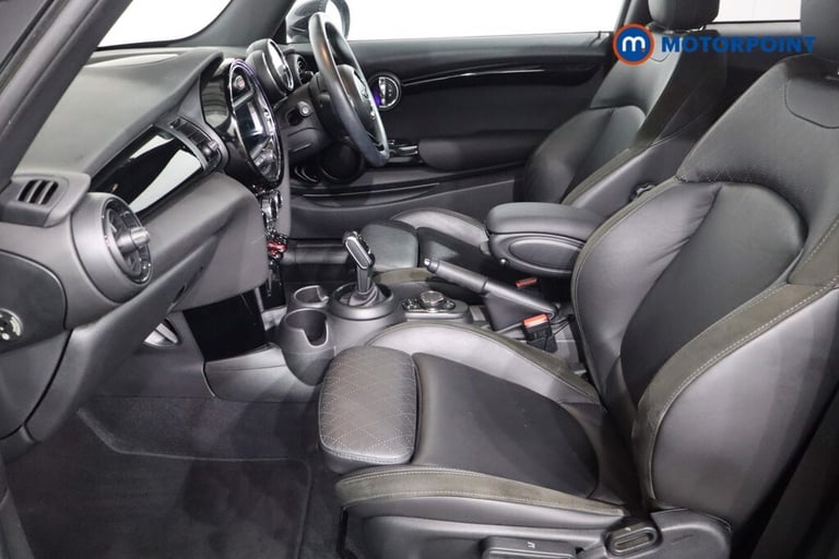 2018 MINI Hatch 1.5 Cooper II 3dr Auto [Chili-Nav-Plus Pack] Hatchback Petrol Automatic