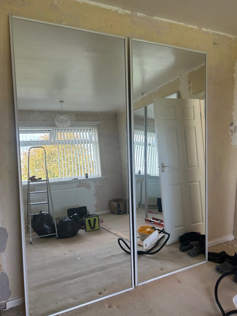 image for Fitted wardrobe mirrored sliding doors