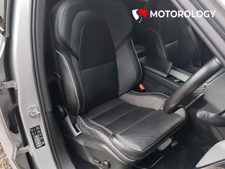 2020 Volvo XC60 2.0 B4 MHEV R-Design SUV 5dr Diesel Hybrid Auto AWD Euro 6 (s/s) (197 ps) SUV Hyb...