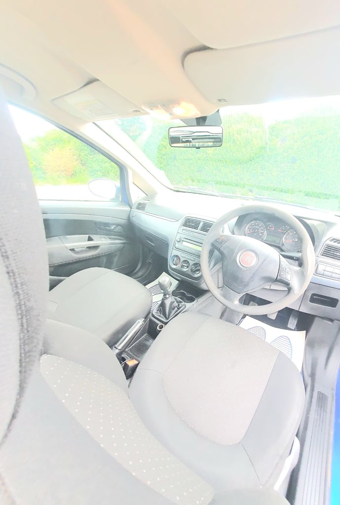 Fiat Punto Long Mot, Hatchback, 2009, Manual, 1368 (cc), 5 doors