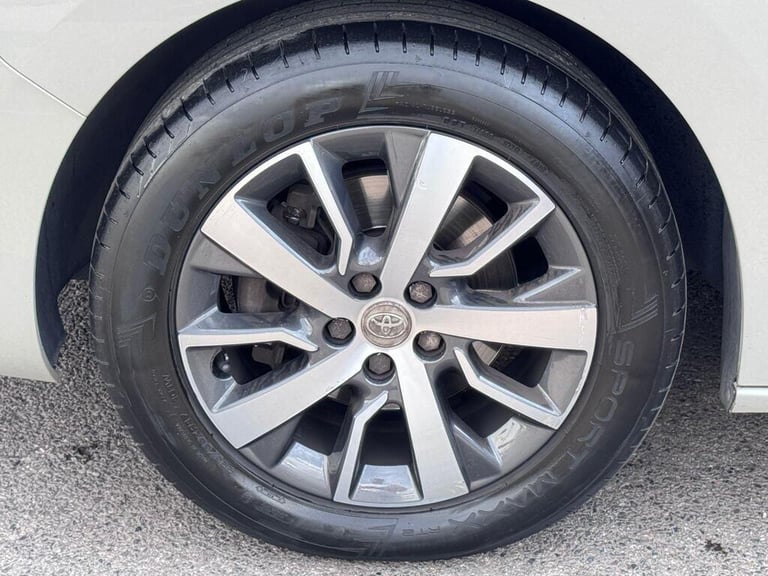 2020 Toyota PROACE CITY Verso 2.0D Family Medium MPV 5dr Diesel Auto MWB Euro 6 (s/s) (8 Seat) (1...